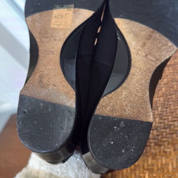 Taryn Rose slip on wedge flats cap toe size 37.5 - Picture 8 of 13